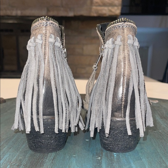 Circle G Fringe Ankle Booties | Gray Leather | Western Boho | Size 6 - Picture 6 of 13